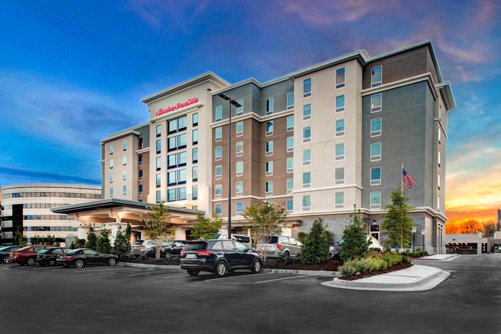 Hampton Inn & Suites By Hilton Atlanta Perimeter Данвуди Экстерьер фото
